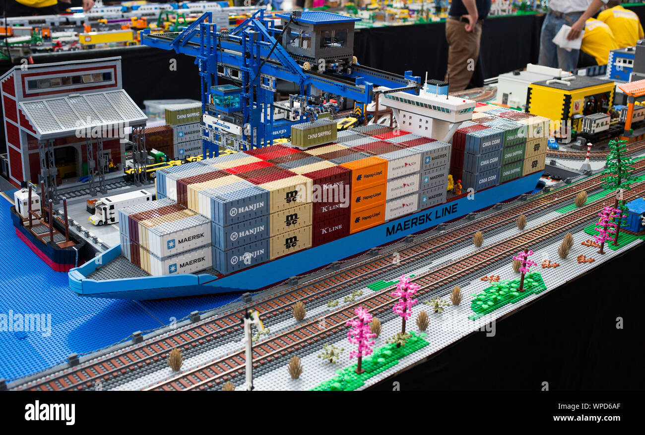 Lego port hi-res stock photography and images - Alamy