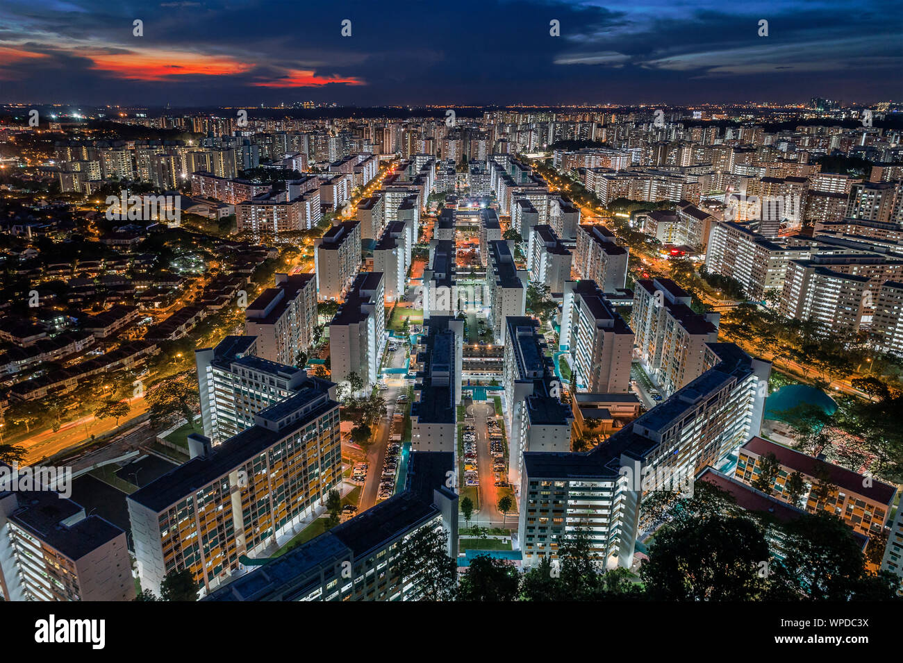 High rise apartments singapore hi-res stock photography and images - Alamy