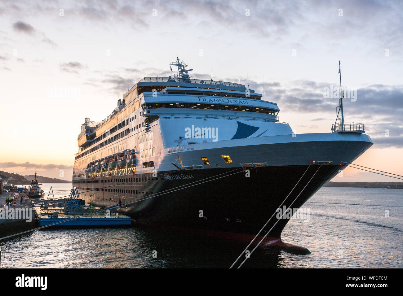 Vasco da gama ship hi-res stock photography and images - Alamy