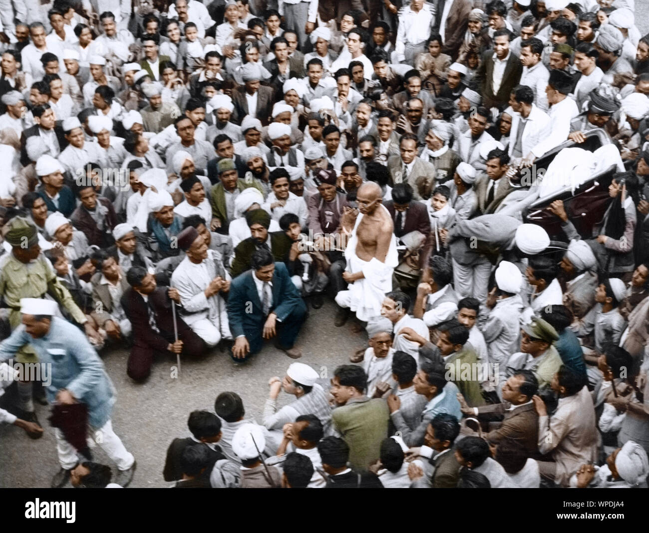 Mahatma Gandhi after meeting British Viceroy, Shimla, Himachal Pradesh, India, Asia, June 24, 1945 Stock Photo