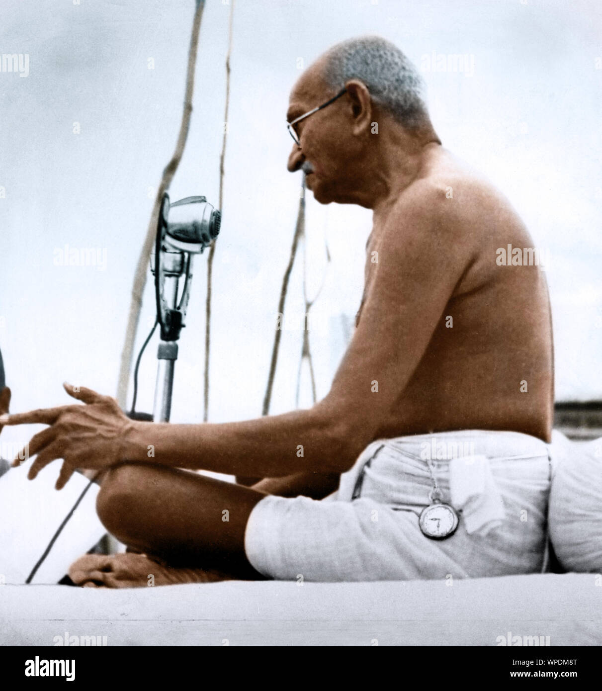 Mahatma Gandhi addressing prayer meeting in Madras, Tamil Nadu, India, Asia, January 26, 1946 Stock Photo