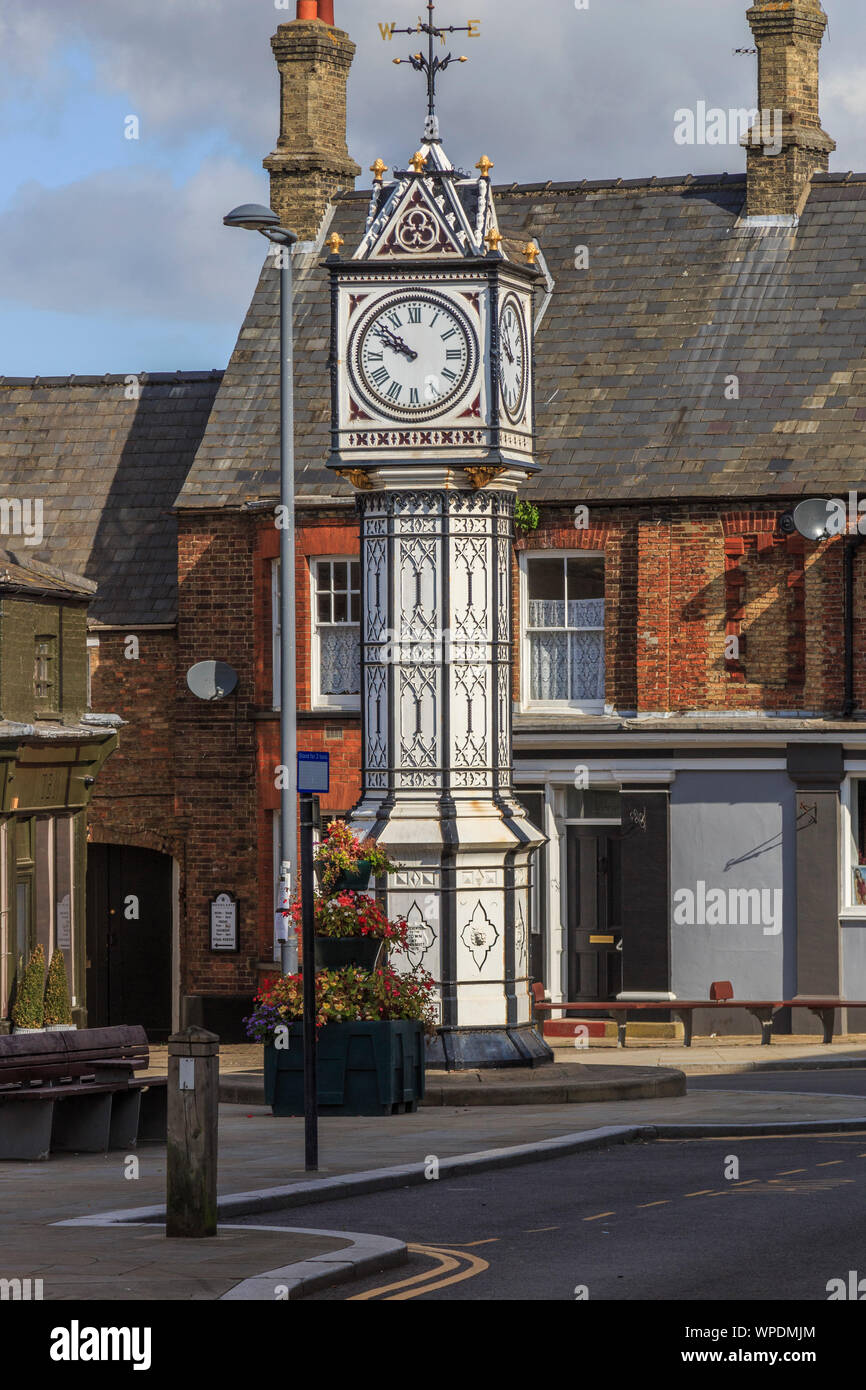 Norfolk clock high street hi-res stock photography and images - Alamy