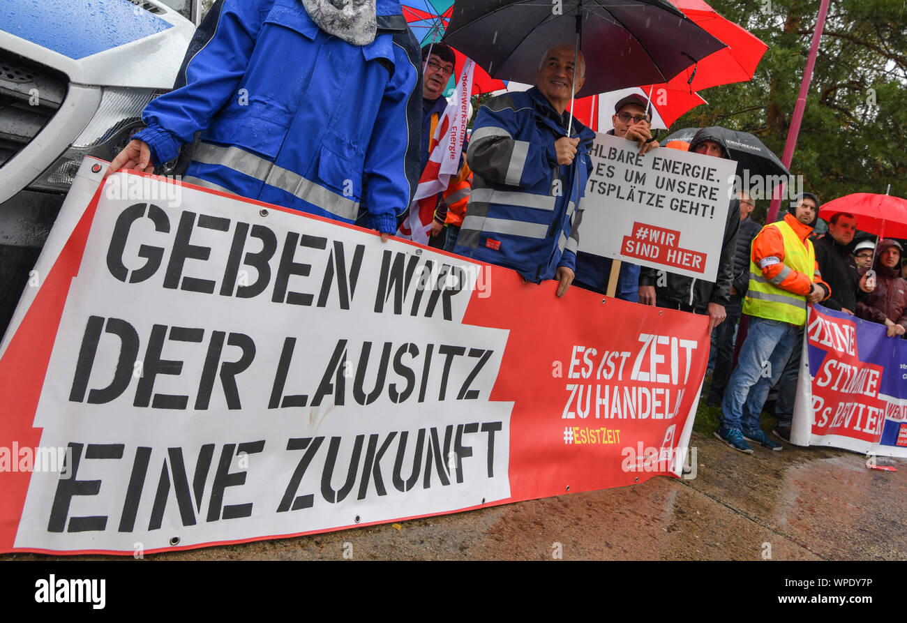 09 September 2019, Brandenburg, Schwarze Pumpe: Before the 200 neue Jobs in Schwarze Pumpe | Sä