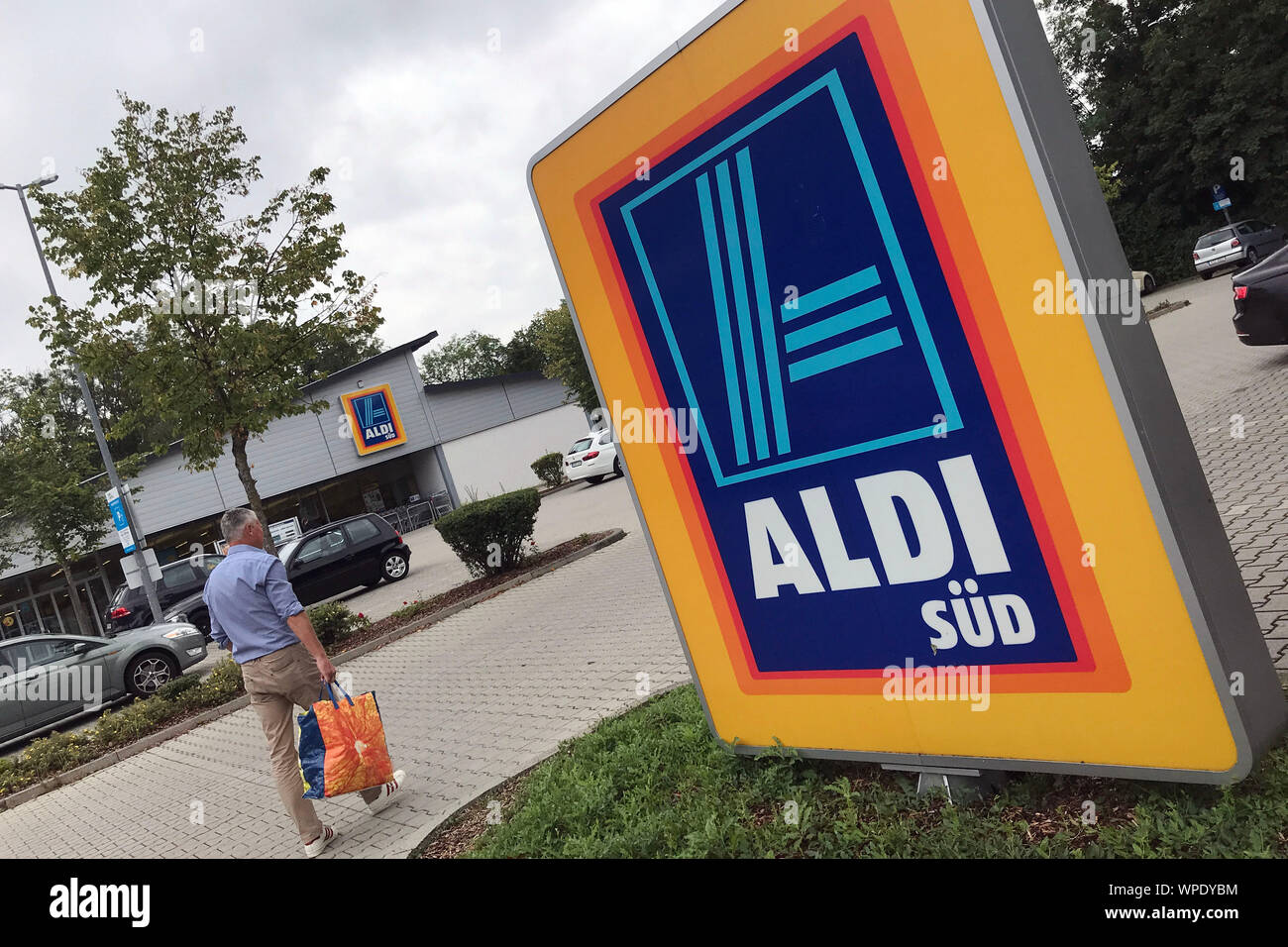 Aldi Sued High Resolution Stock Photography And Images Alamy