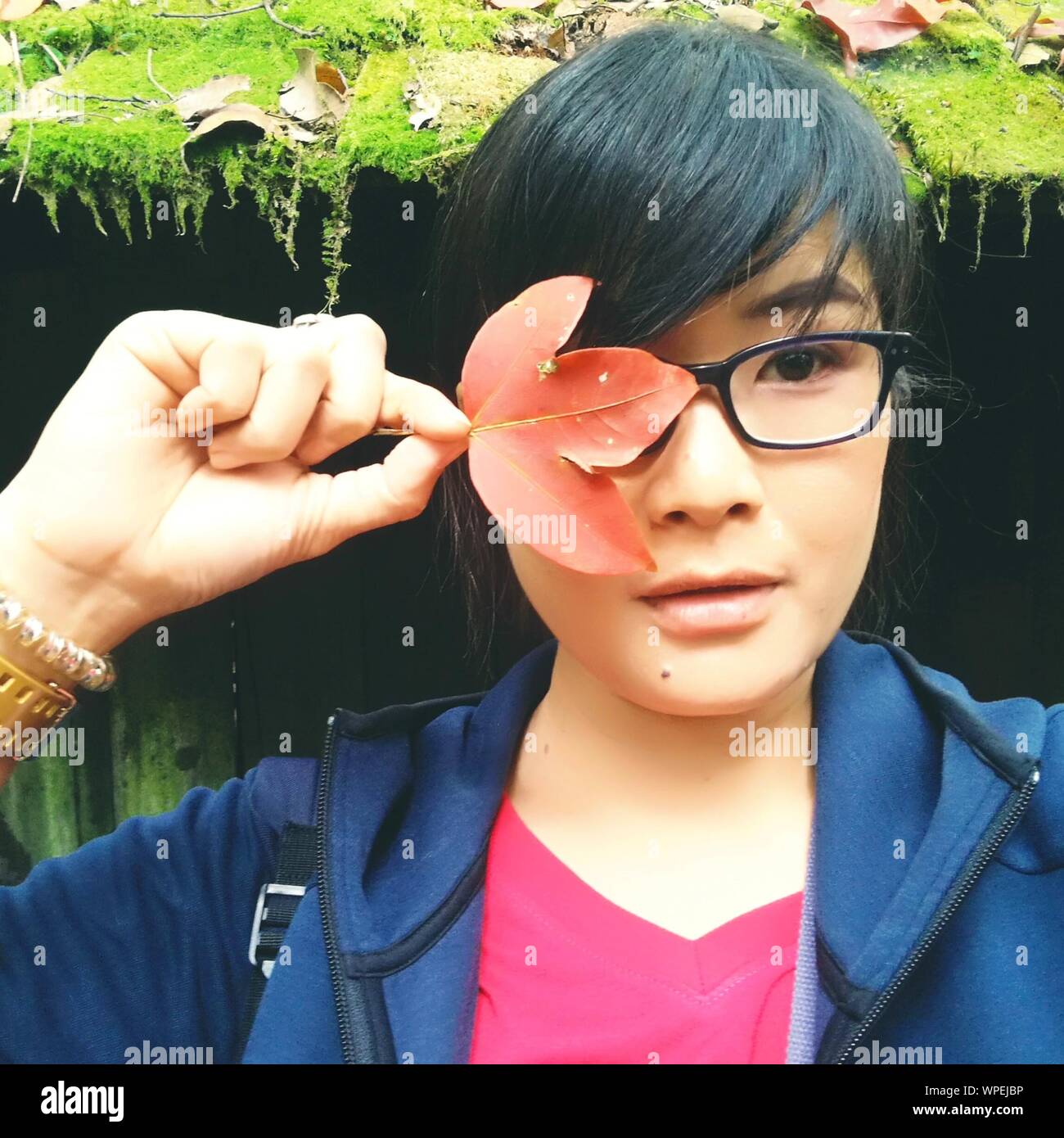 indian-woman-holding-child-hi-res-stock-photography-and-images-alamy