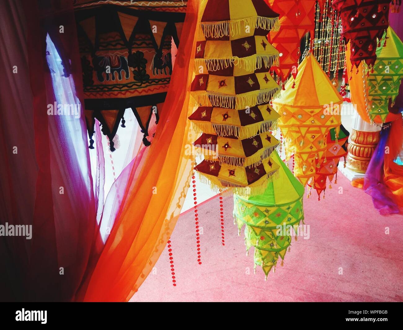 Diwali Lanterns And India High Resolution Stock Photography And Images diwali-lanterns-and-india-high-resolution-stock-photography-and-images