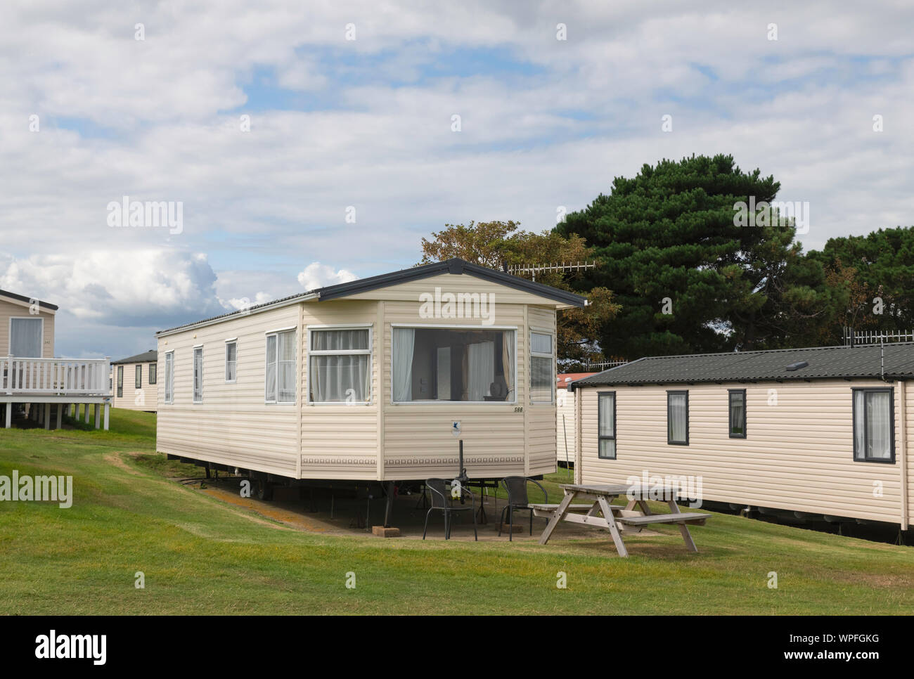 Featured image of post Luxury Caravans Isle Of Wight / Fairway holiday park isle of wight is a relatively small caravan and lodge park with holiday accommodation and an atmosphere for families.