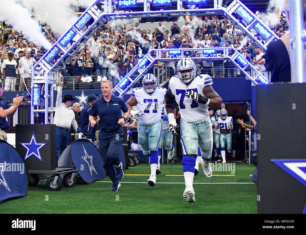 Sep 08, 2019: Dallas Cowboys head coach Jason Garrett enters the field with Dallas  Cowboys offensive tackle La'el Collins #71 and Dallas Cowboys offensive  tackle Tyron Smith #77 before an NFL game