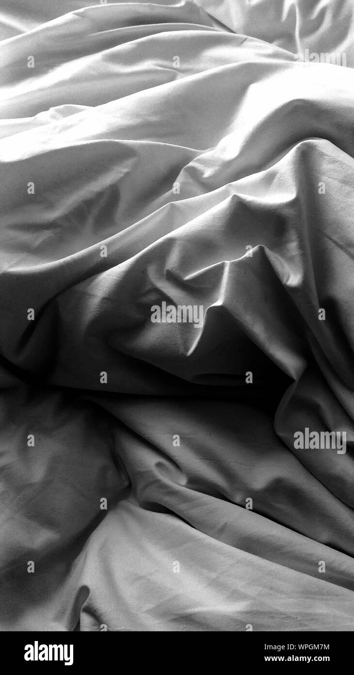 Crumpled bed hires stock photography and images Alamy