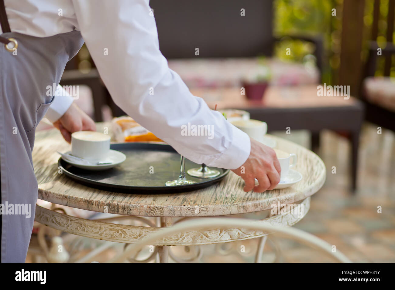 Waiter restaurant clear hires stock photography and images Alamy