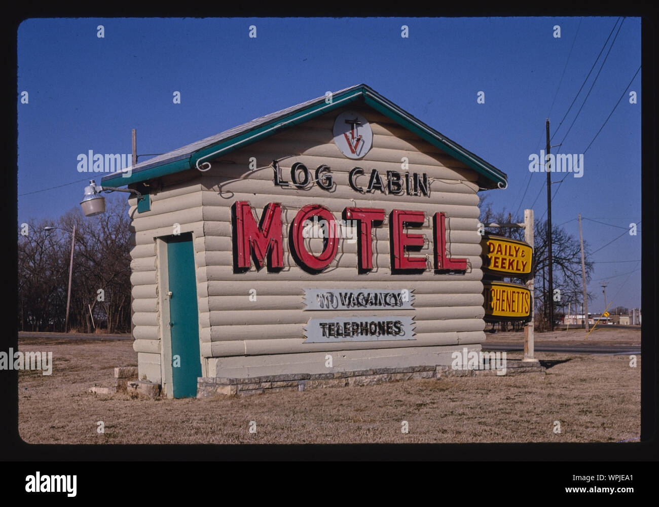 Log Cabin Motel Sign Salina Kansas Stock Photo 272084345 Alamy