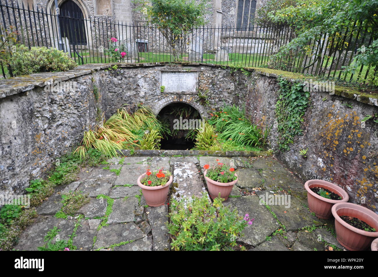 Churchyard Of St Nicholas High Resolution Stock Photography And Images Alamy