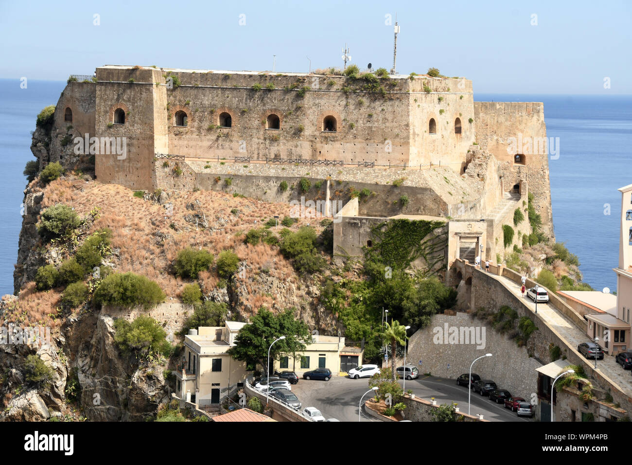 Castello ruffo di calabria hi-res stock photography and images - Alamy