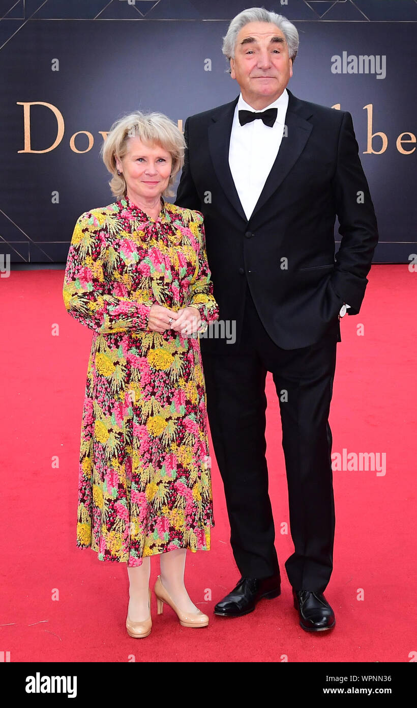 imelda-staunton-et-jim-carter-jim-carter-i-hope-the-community-spirit