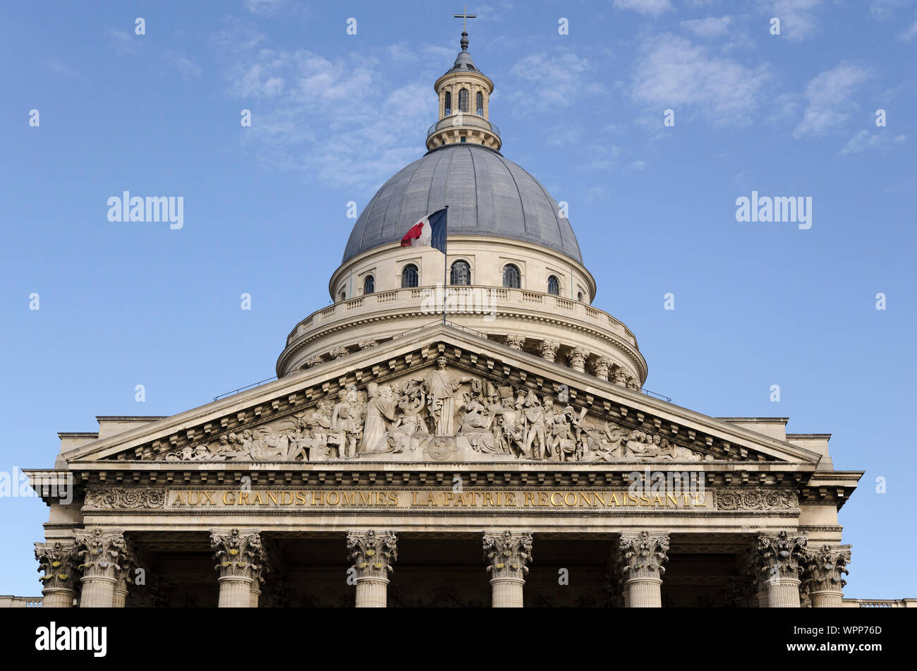 Coupole et fronton du Panthéon, Paris Stock Photo