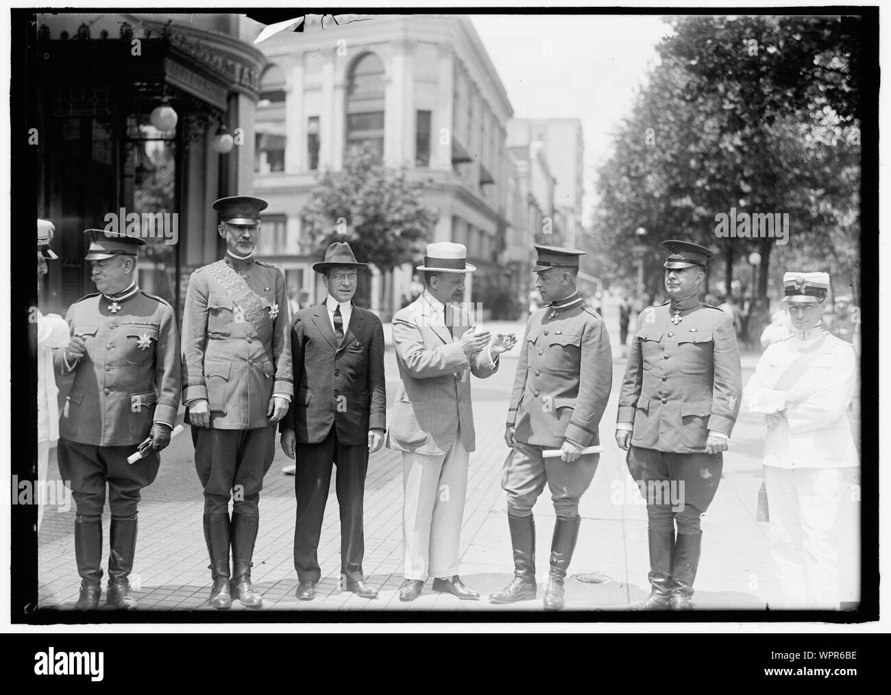 American Army Officers High Resolution Stock Photography and Images - Alamy
