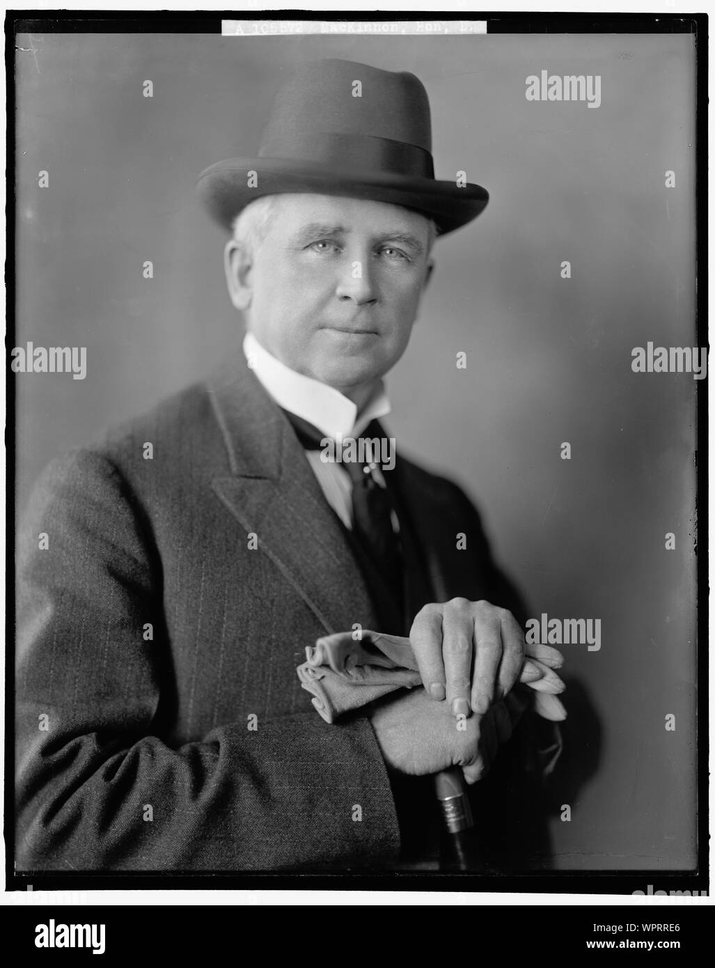 MacKINNON, D., HONORABLE Stock Photo Alamy