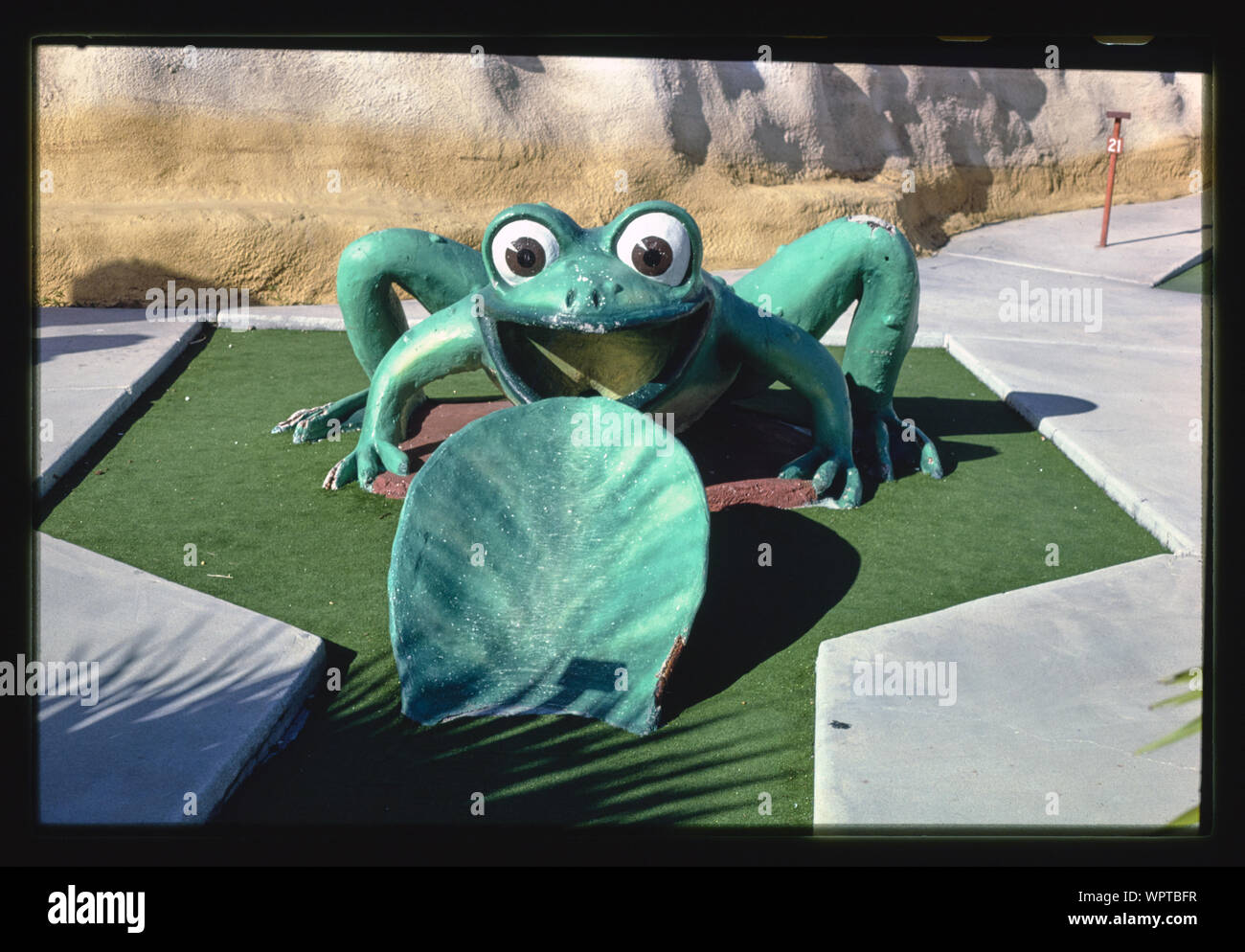 Magic carpet mini golf hires stock photography and images Alamy