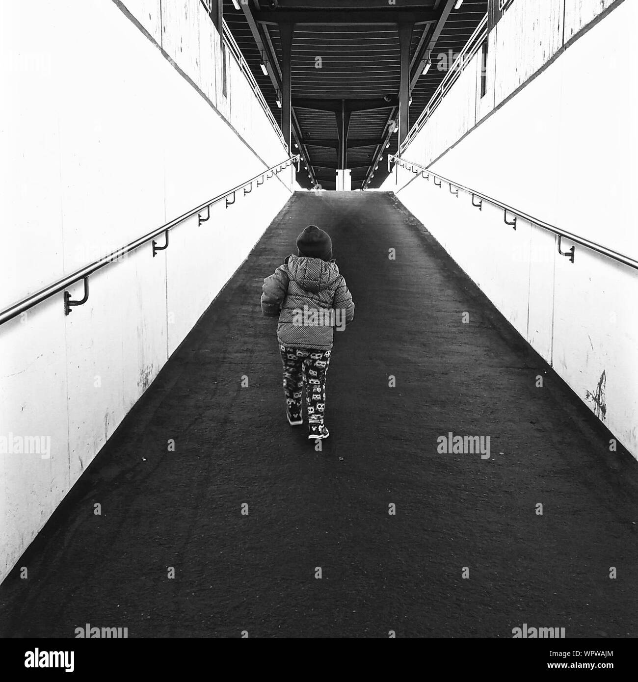 Underground footpath hi-res stock photography and images - Alamy