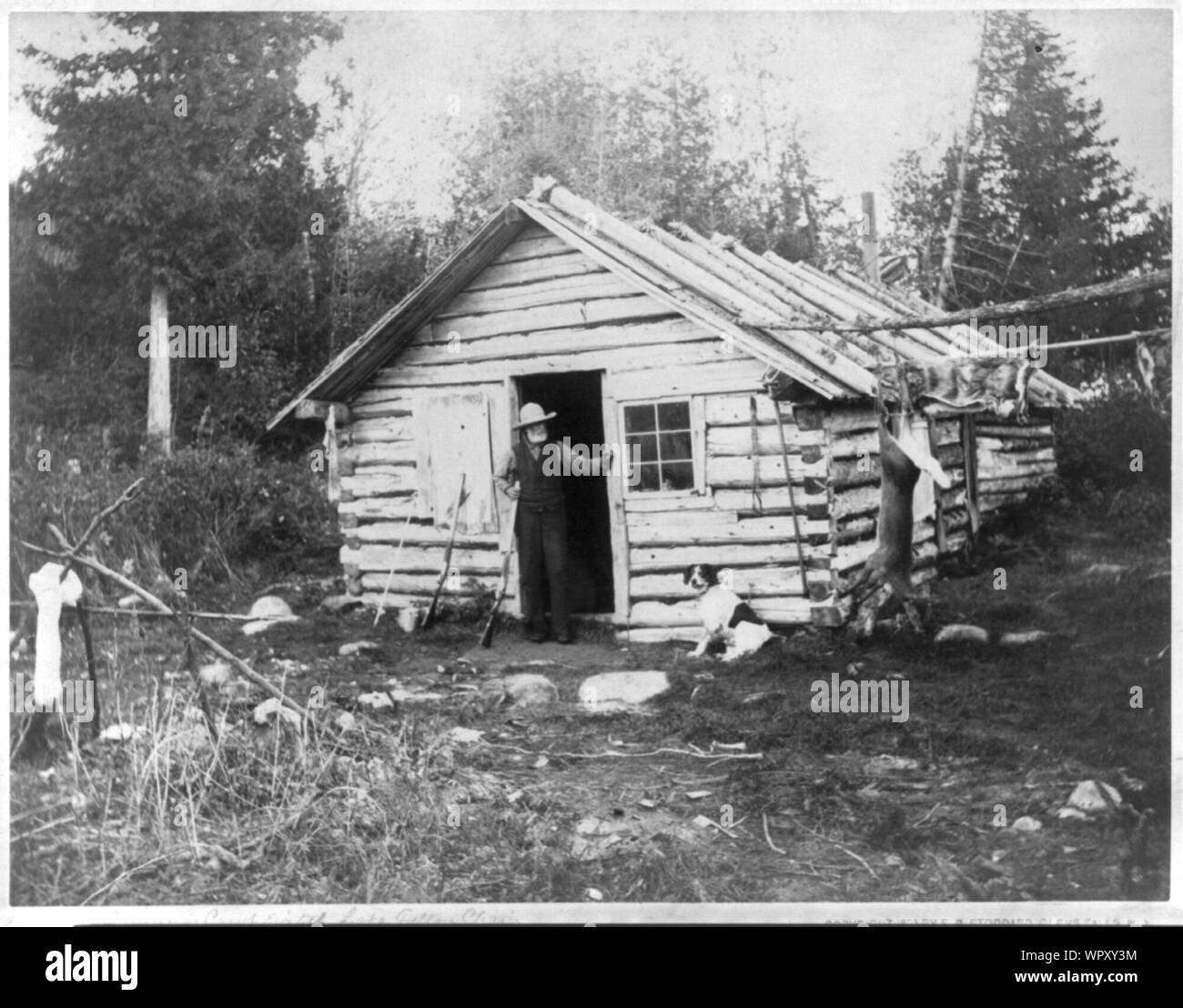 Lake Cabin Black And White Stock Photos Images Alamy