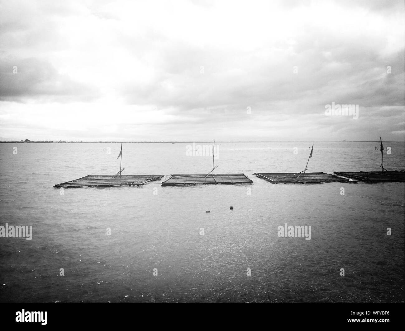 Wooden rafts hi-res stock photography and images - Alamy