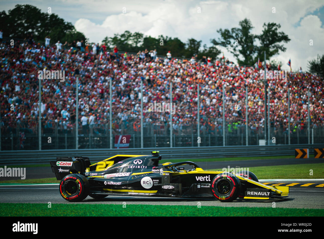Monza, Italy. 07th Sep, 2019. Renault Sport F1 Team's German driver Nico Hulkenberg competes during the qualifying session of the Italian F1 Grand Prix at the Autodromo Nazionale di Monza. Credit: SOPA Images Limited/Alamy Live News Stock Photo