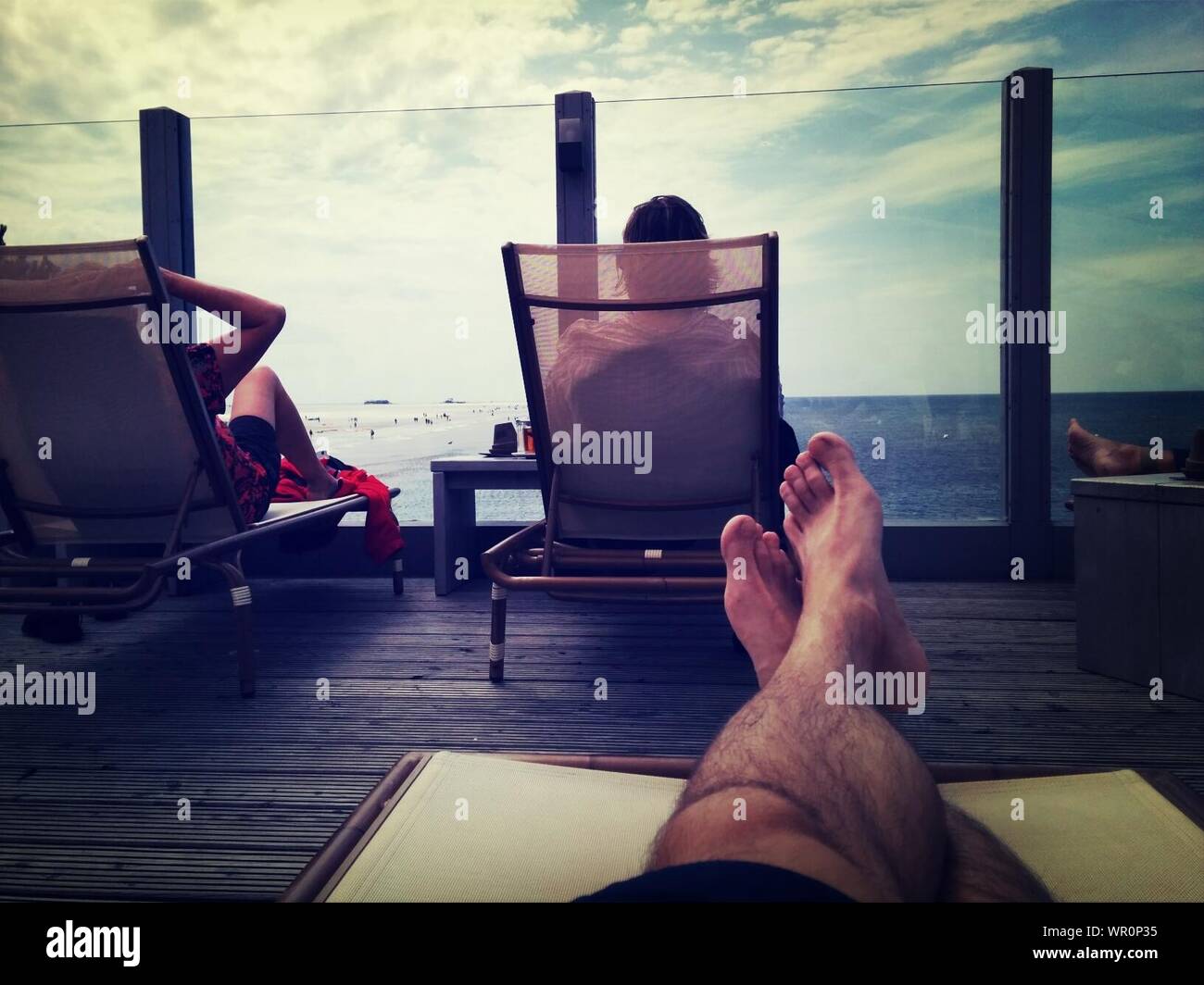 On deck chairs hi-res stock photography and images - Alamy