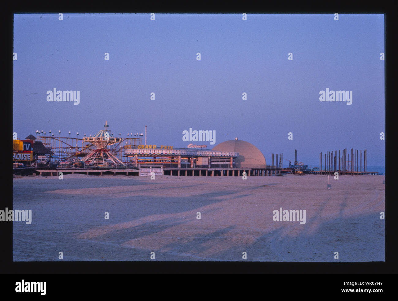 Mariner's pier wildwood hires stock photography and images Alamy