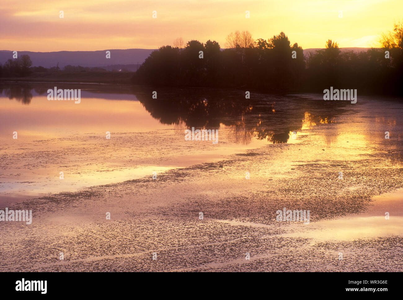 SUNSET OVER THE HAWKESBURY RIVER, NEW SOUTH WALES, AUSTRALIA Stock Photo