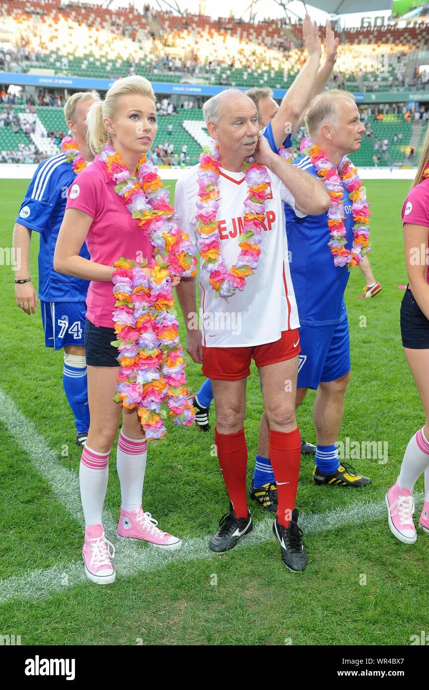 04,09,2011 Warsaw, Poland. Charity match between celebrities and politics. Pictured: Agnieszka Cegielska, Janusz Lewandowski Stock Photo