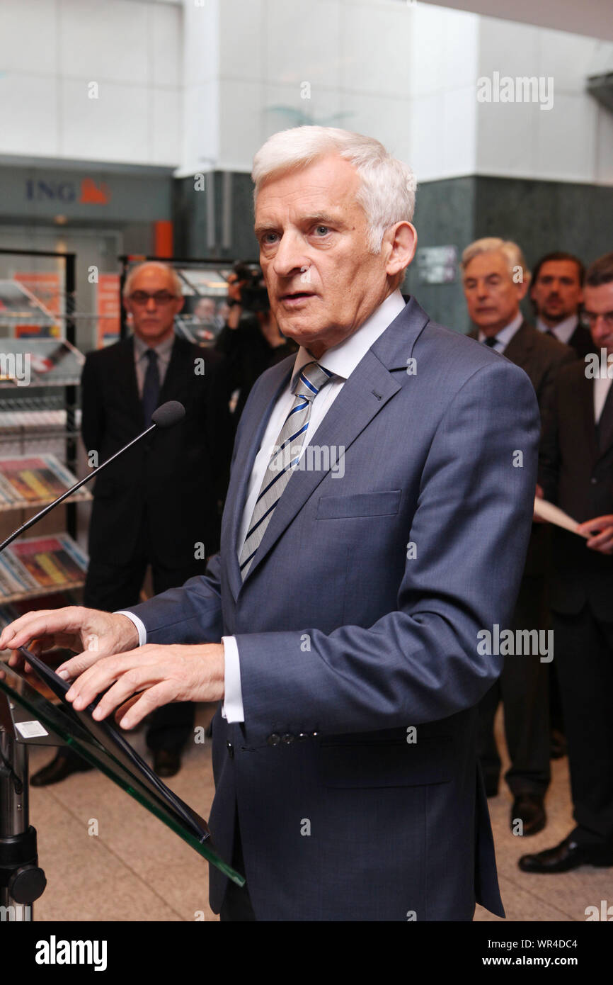 12.04.2011 Brussels, Belgium. Pictured: Jerzy Buzek Stock Photo