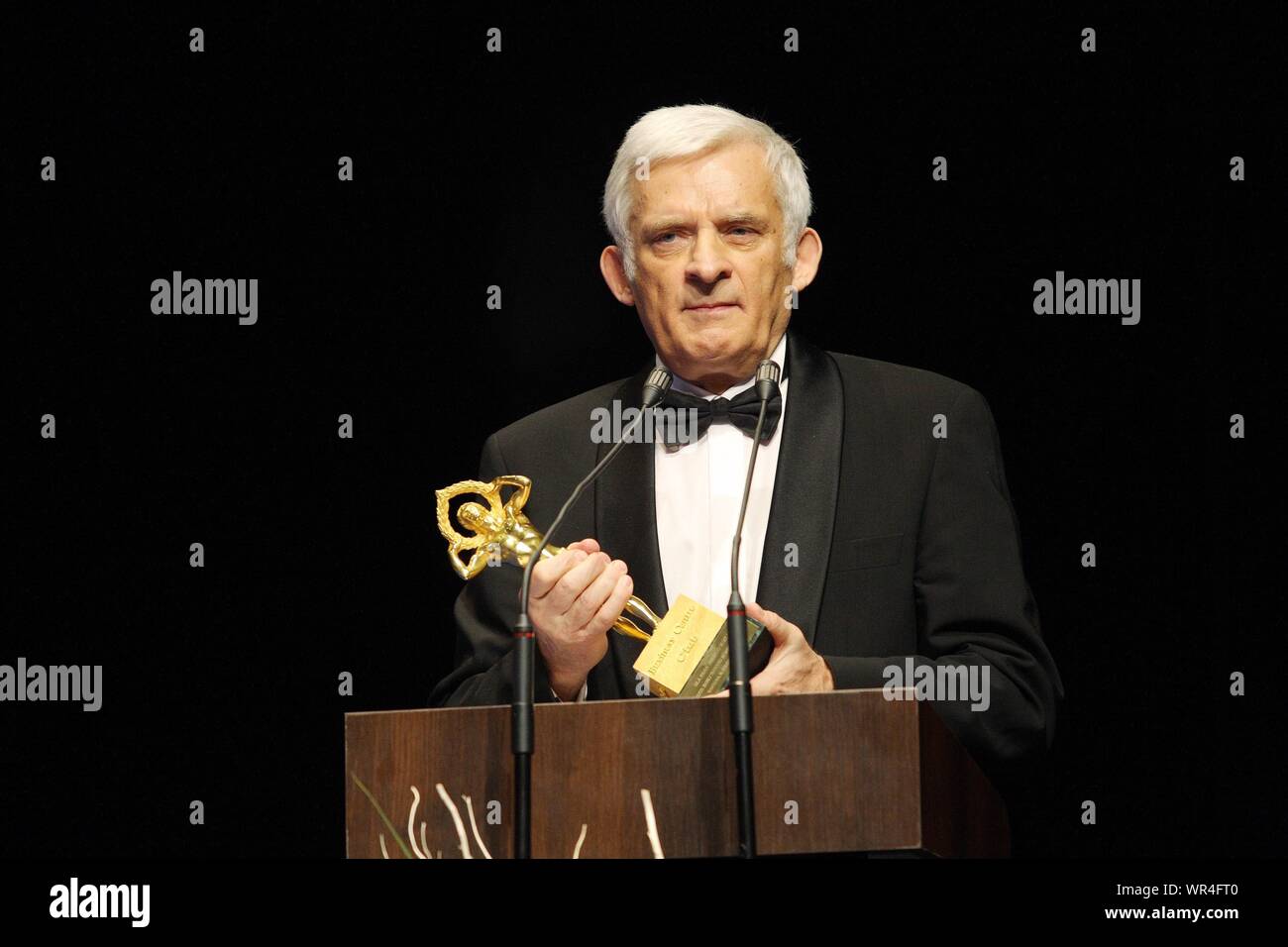 Business Center Club gala. 16 01 2010 Warsaw, Poland. Pictured: Jerzy Buzek Stock Photo