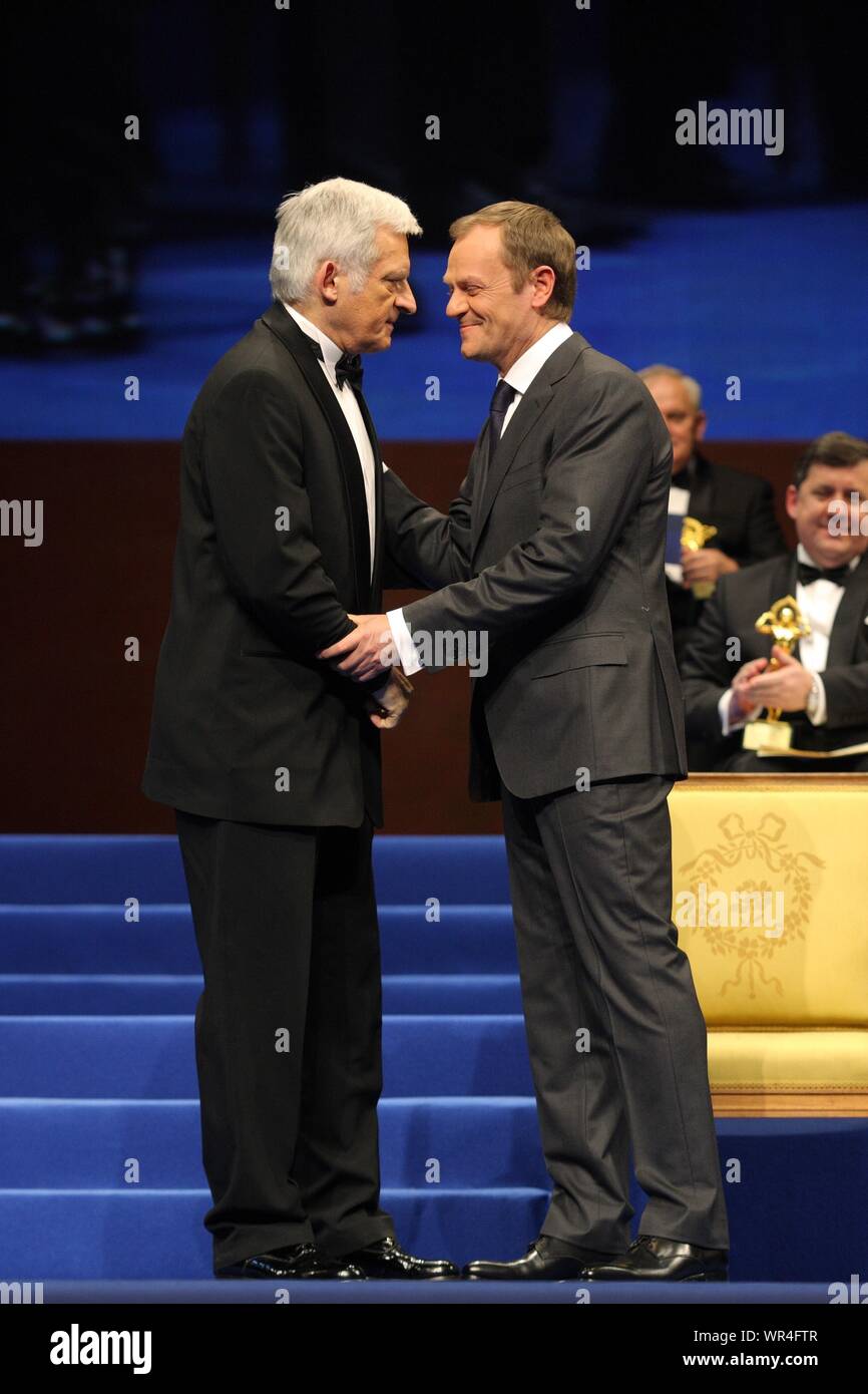 Business Center Club Gala. 16 01 2010 Warsaw, Poland. Pictured: Jerzy Buzek, Donald Tusk Stock Photo