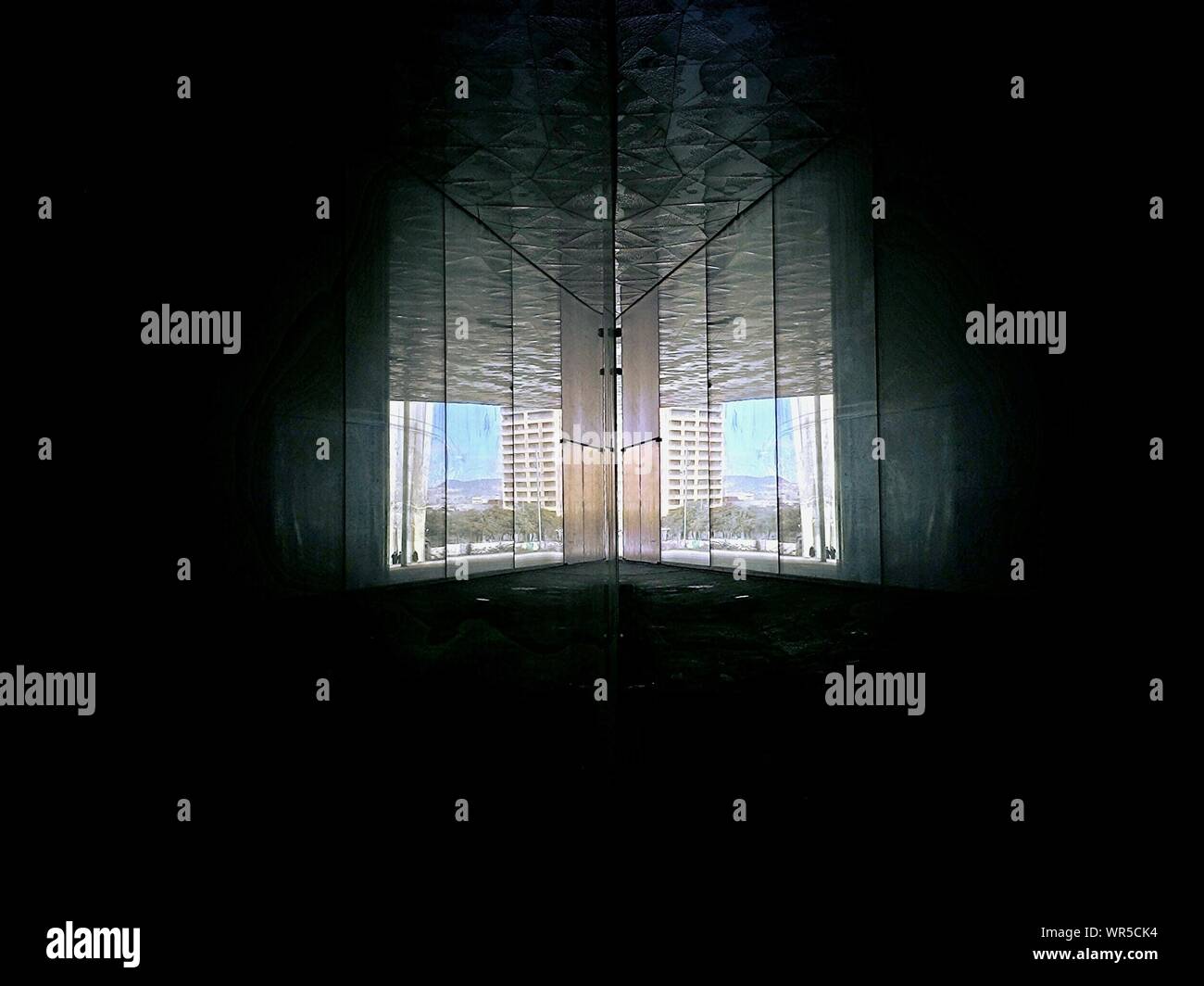 Dark Room Windows High Resolution Stock Photography and Images Alamy