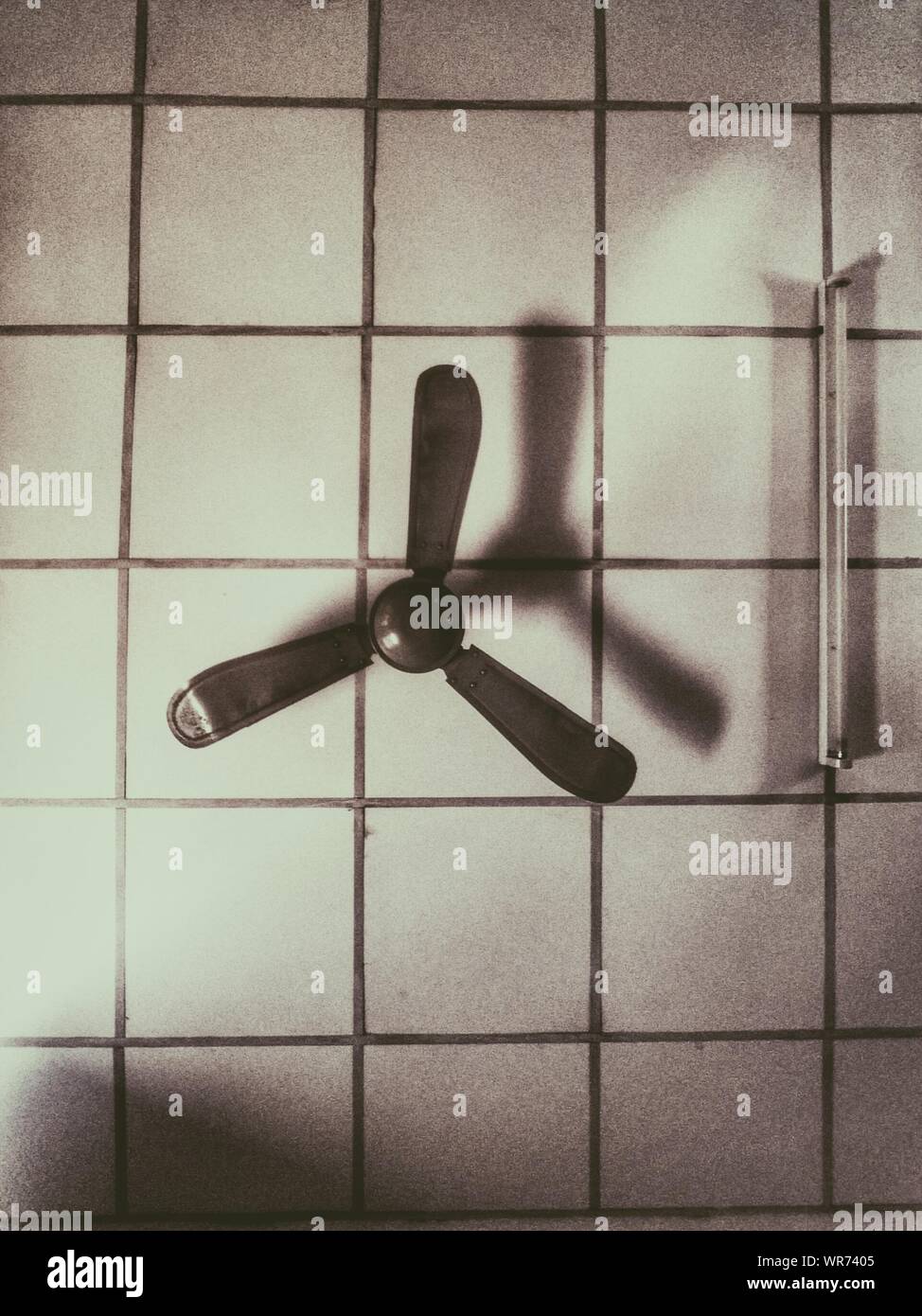 Directly Below View Of Ceiling Fan Stock Photo 272449413 Alamy