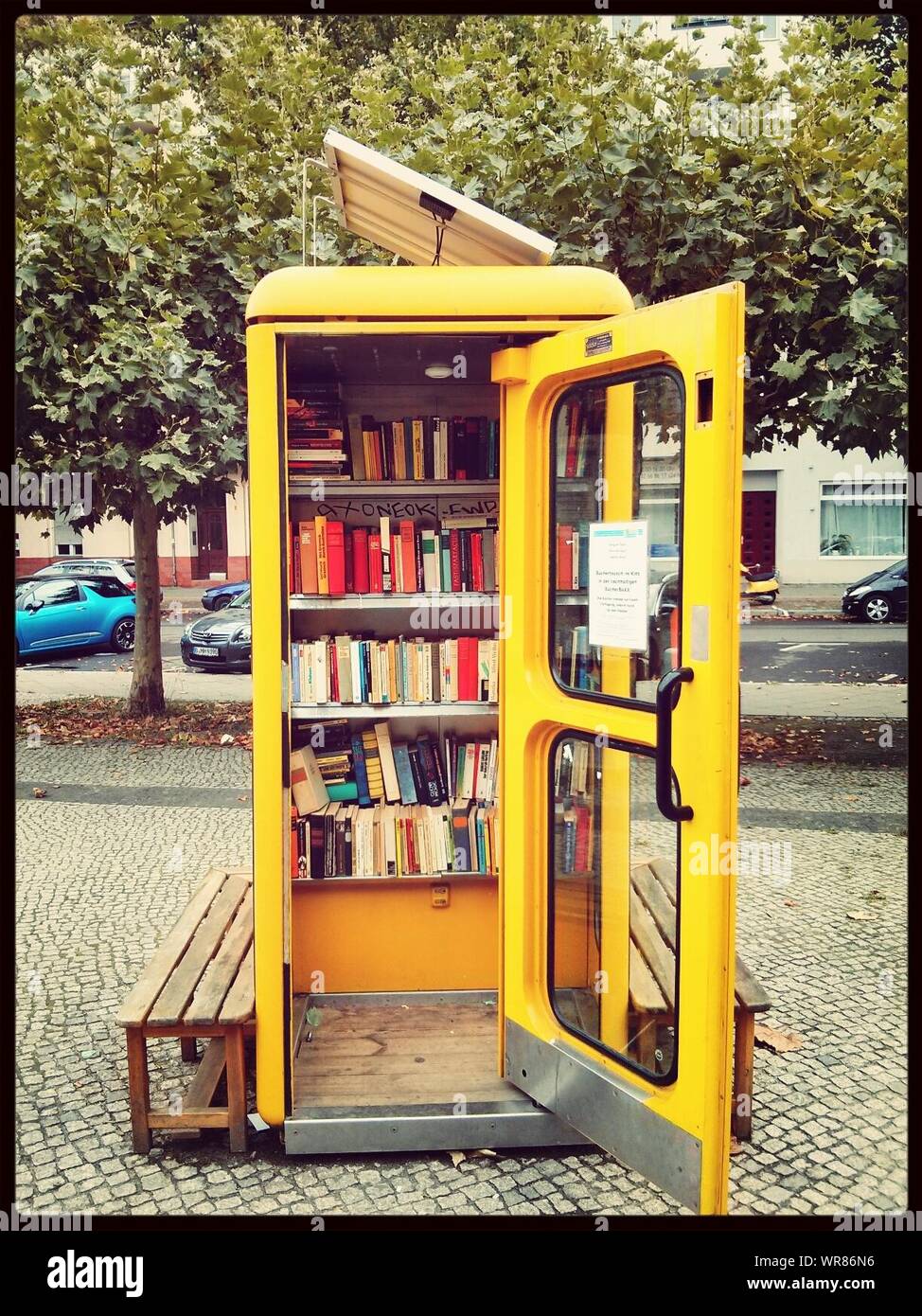 Phone Booth Book High Resolution Stock Photography and Images Alamy