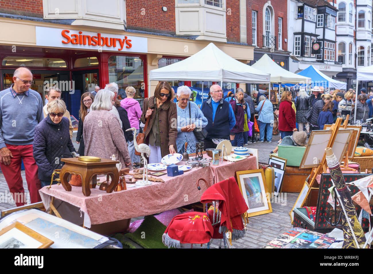Guildford Antique & Brocante Street Market, High Street, Guildford, Surrey, southeast England