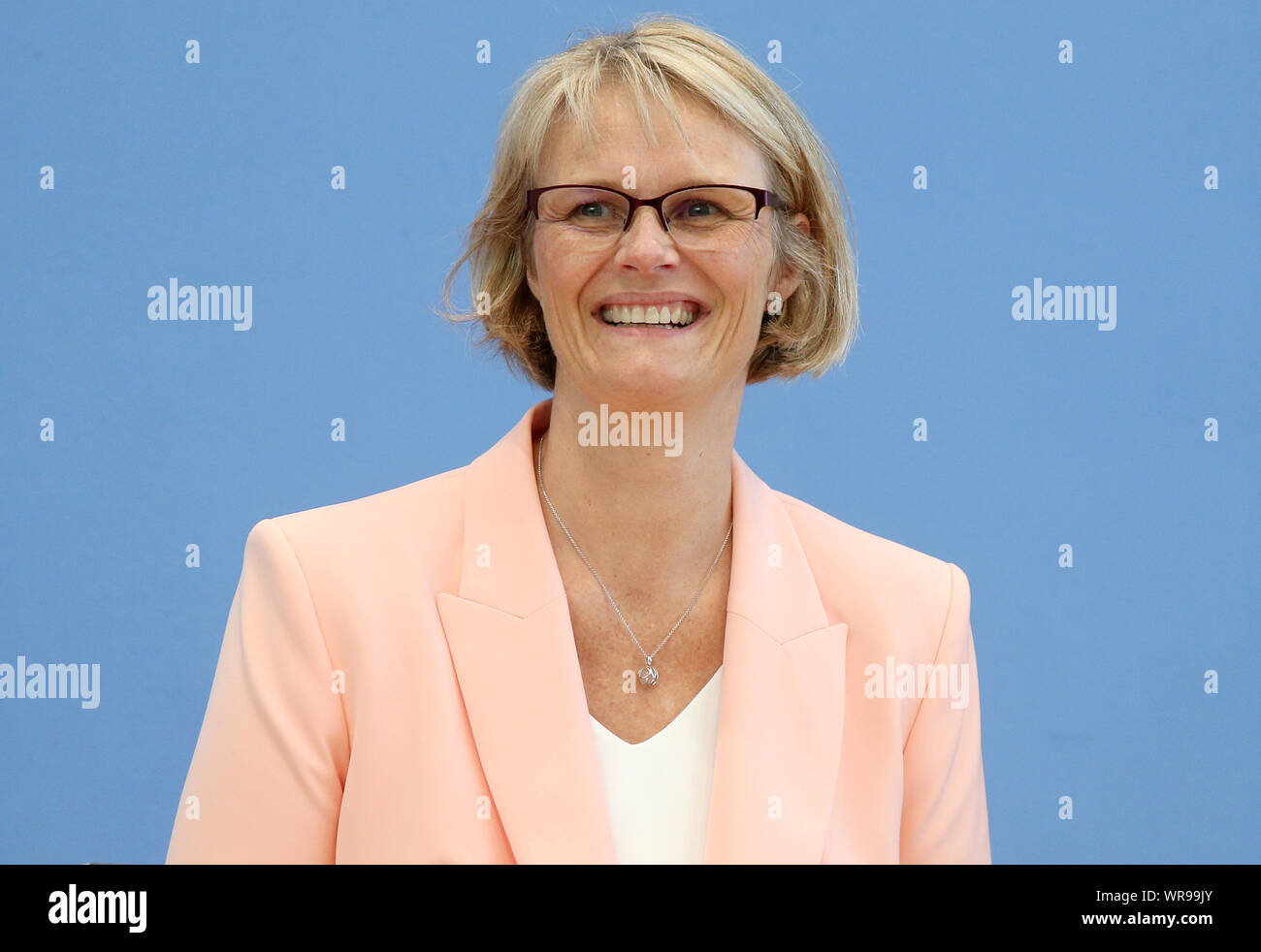 10 September 2019, Berlin: Anja Karliczek (CDU), Federal Minister of Education, takes part in the presentation of the OECD study "Education at a Glance 2019" and answers questions from journalists before the Federal Press Conference. The study examines for all 36 OECD countries and 10 other countries what characterises their education systems, on what educational success depends and how promising individual and social investments in education are. Photo: Wolfgang Kumm/dpa Stock Photo
