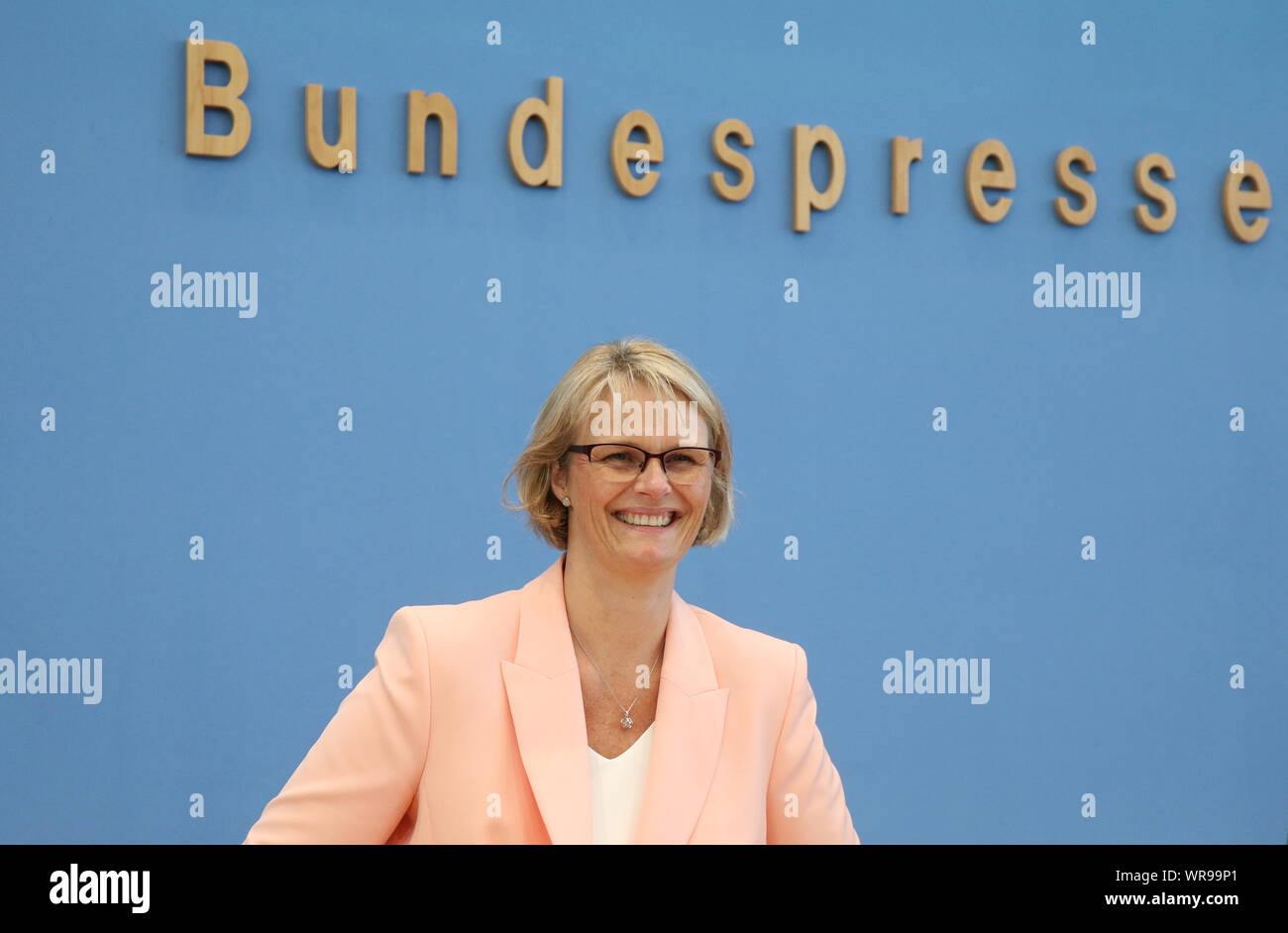 10 September 2019, Berlin: Anja Karliczek (CDU), Federal Minister of Education, takes part in the presentation of the OECD study 'Education at a Glance 2019' and answers questions from journalists before the Federal Press Conference. The study examines for all 36 OECD countries and 10 other countries what characterises their education systems, on what educational success depends and how promising individual and social investments in education are. Photo: Wolfgang Kumm/dpa Stock Photo