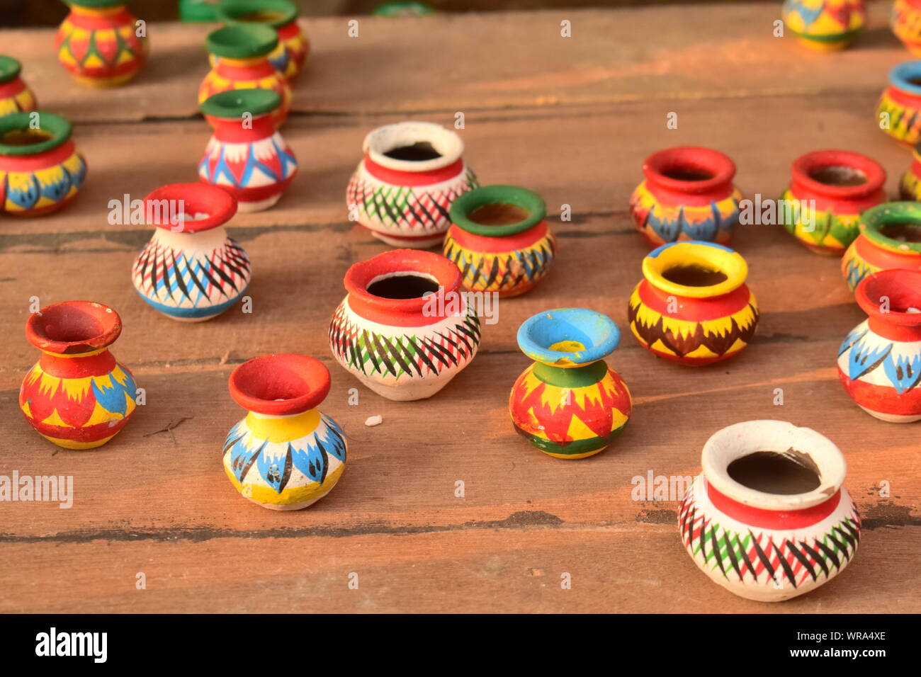 miniature clay made pots and utensils Stock Photo Alamy