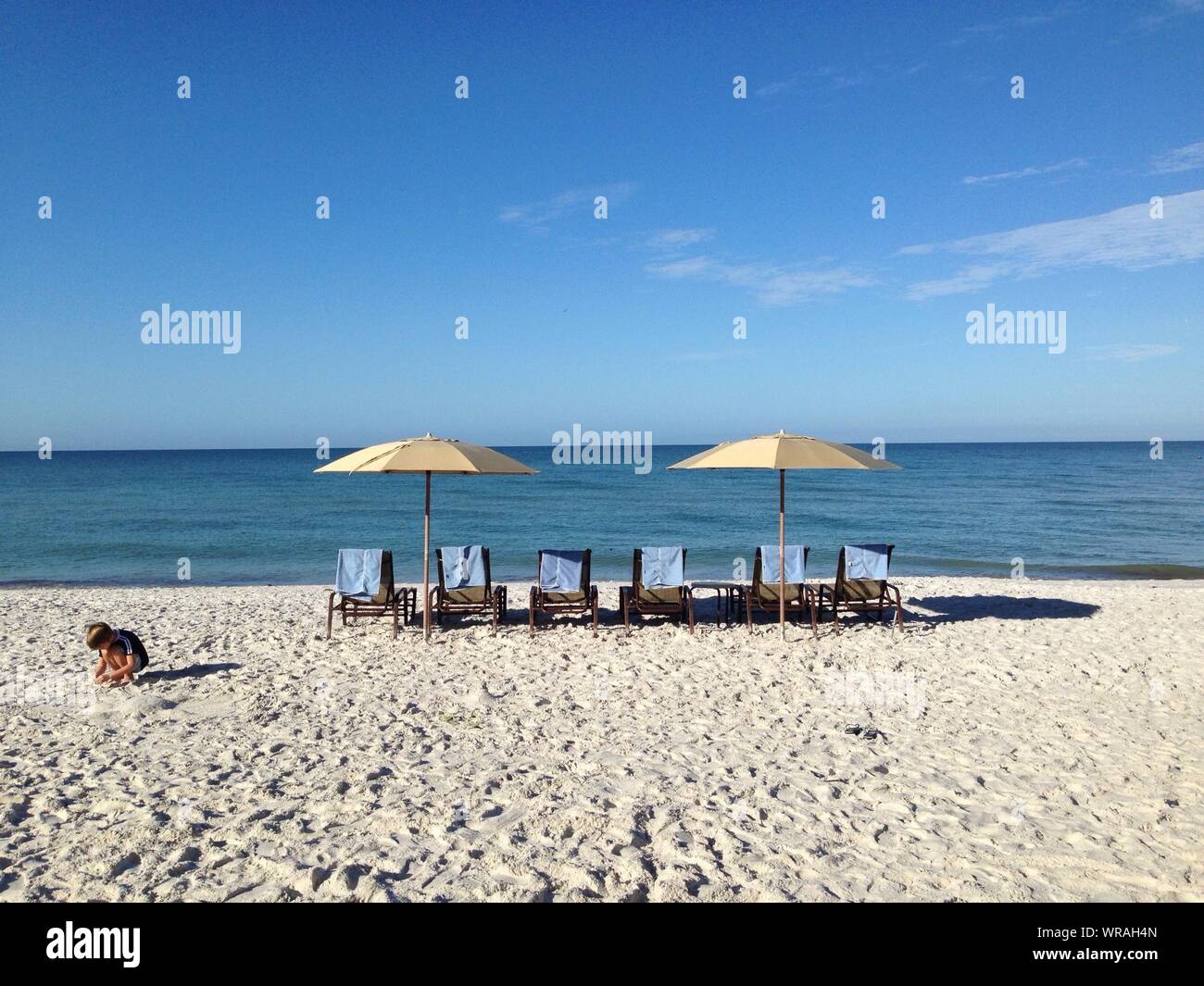 Deck chairs by the sea hi-res stock photography and images - Alamy
