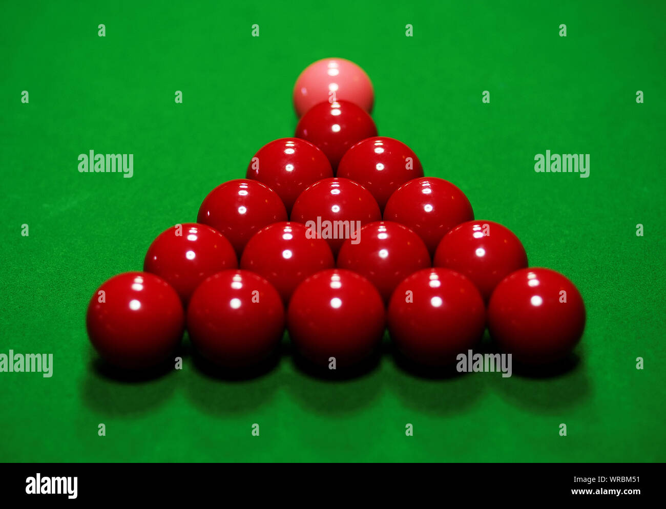 Red snooker ball hires stock photography and images Alamy