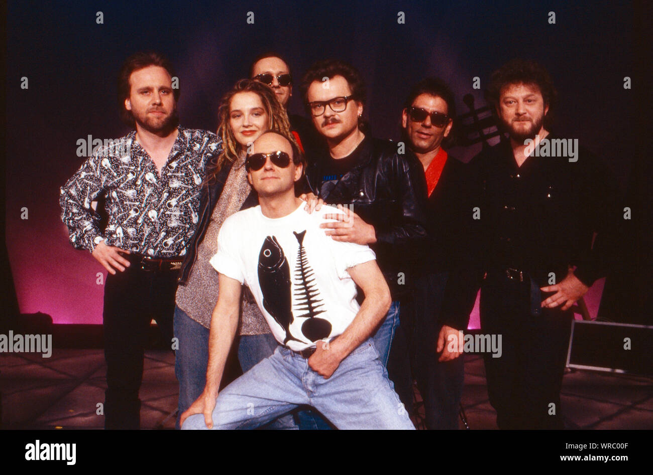 Heinz Rudolf Kunze, deutscher Rockmusiker, mit seiner Band, Deutschland 1990. German rock singer
