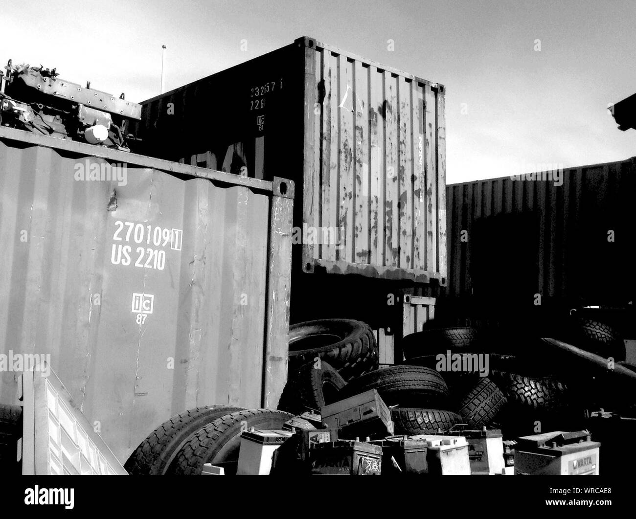 Junkyard battery hires stock photography and images Alamy