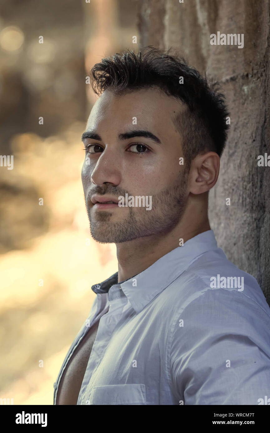 Handsome men portrait young men hi-res stock photography and images - Alamy