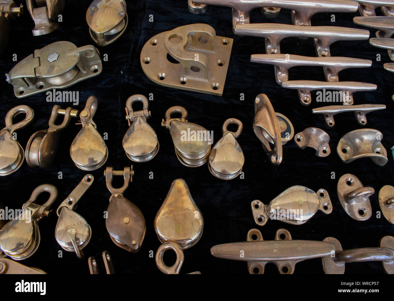 Boat deck fittings hires stock photography and images Alamy