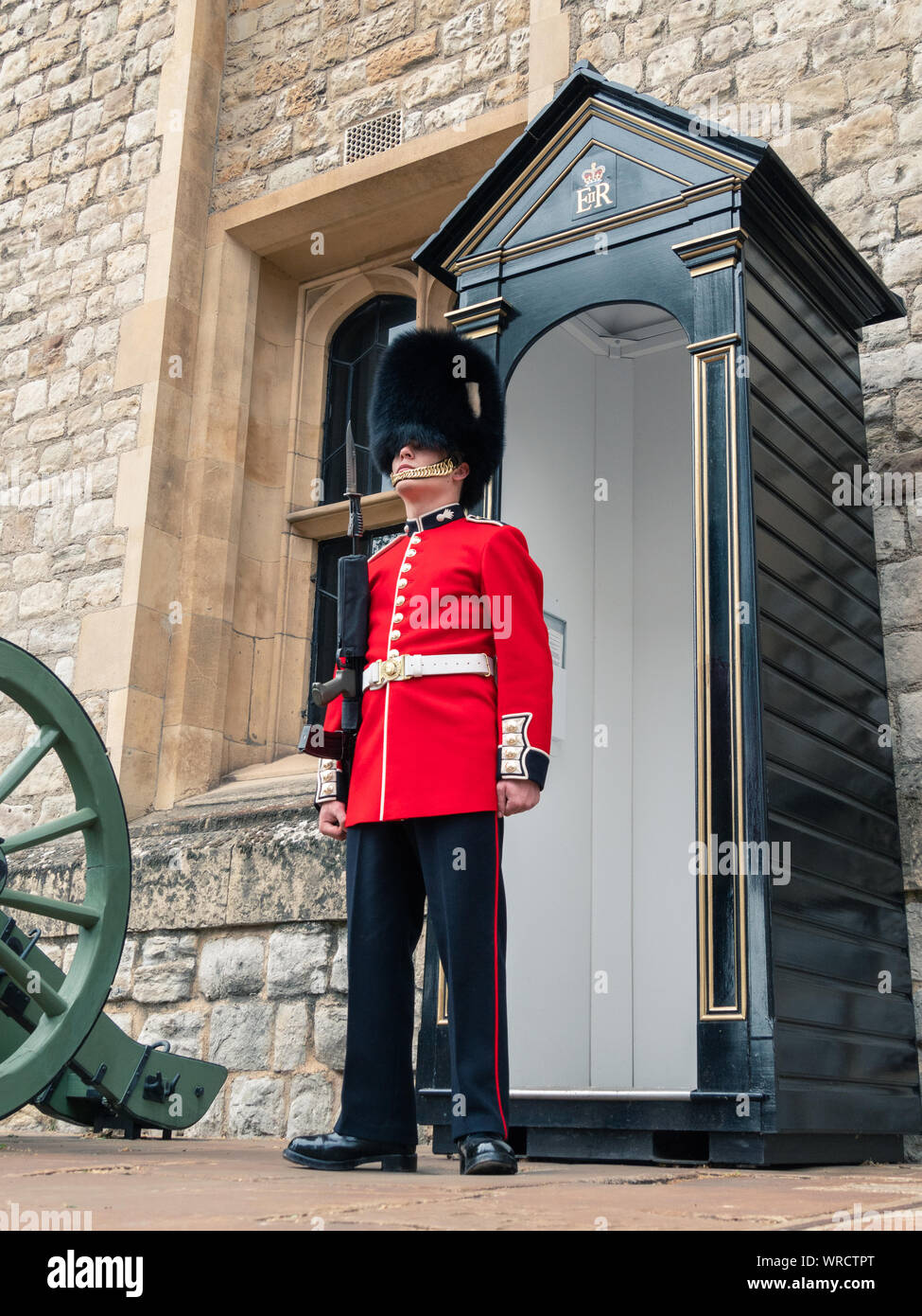 London Uk April 2019 Soldier Is Dressed In The Form Of A