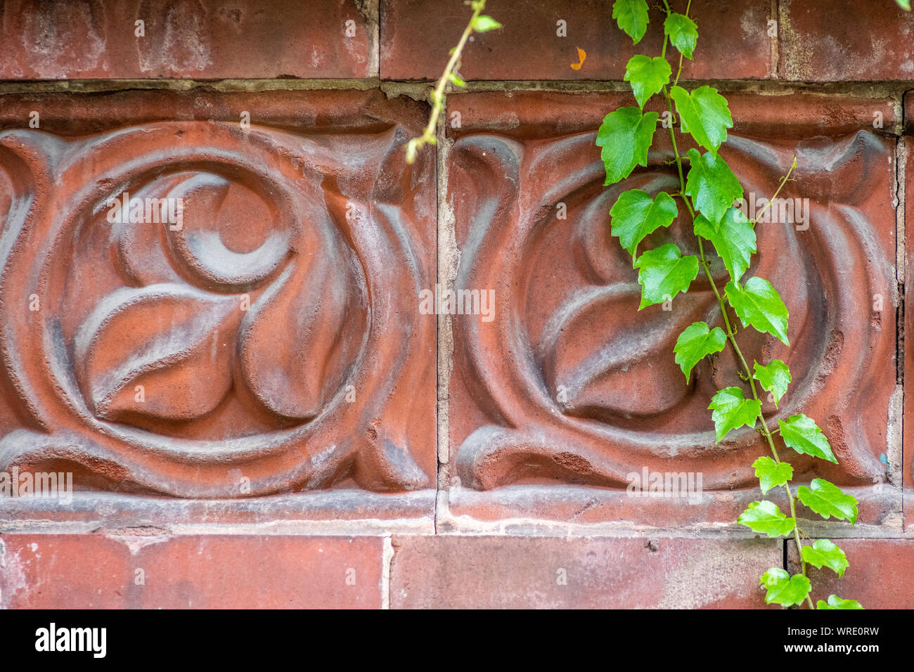 Terracotta art hi-res stock photography and images - Alamy