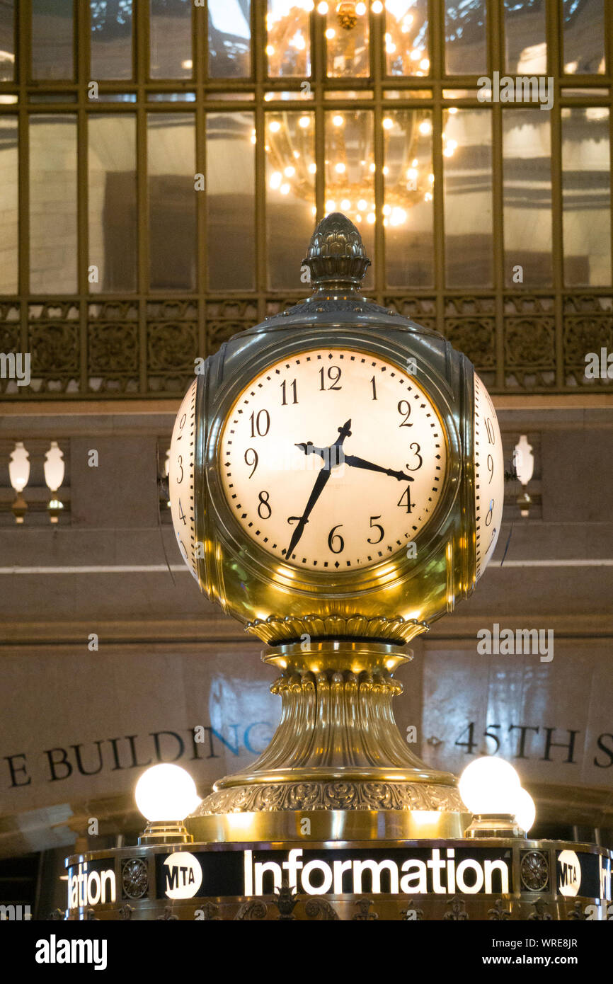 Clock and Information Booth on Grand Central Terminal, NYC, USA Stock