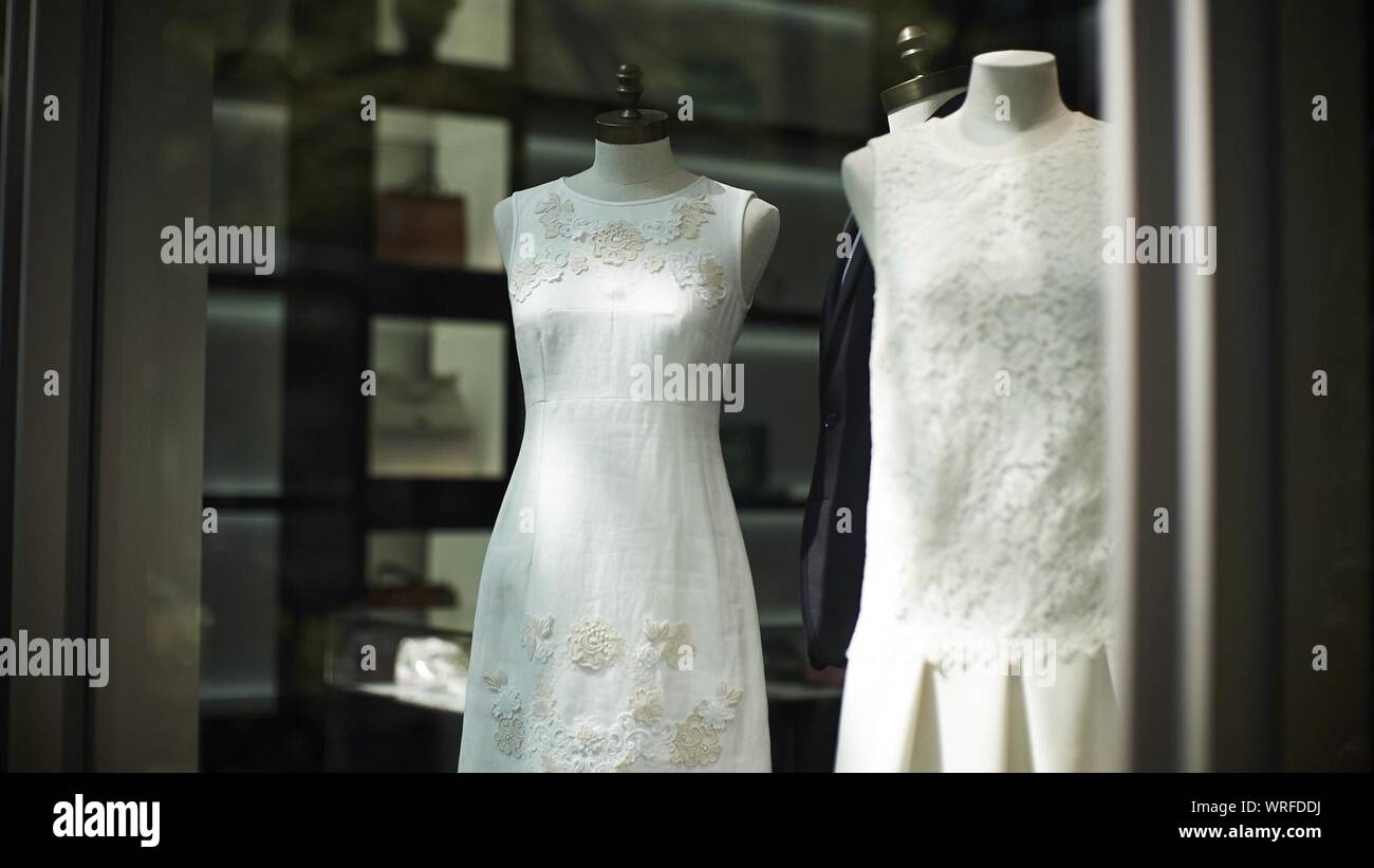 Mannequins On Display Stock Photo Alamy